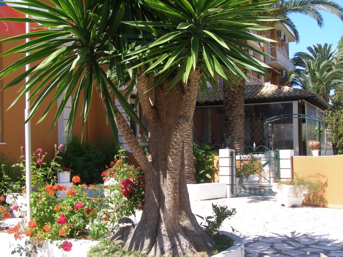Pantheon Hall Hotel Mesongí Exterior photo