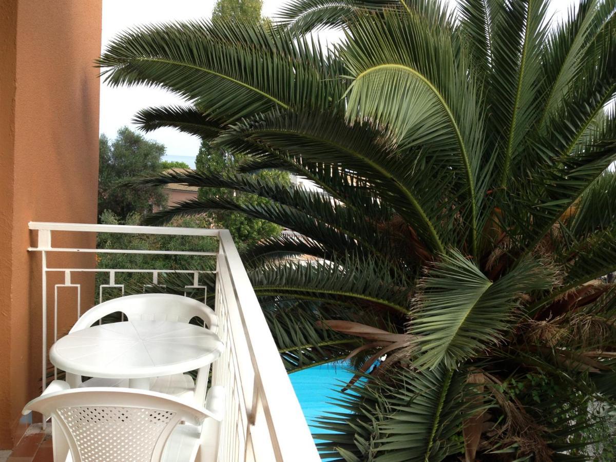 Pantheon Hall Hotel Mesongí Exterior photo